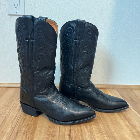 Frye Cowboy Boots Sz 9 Black Mid Calf height Leather - Picture 3 of 10